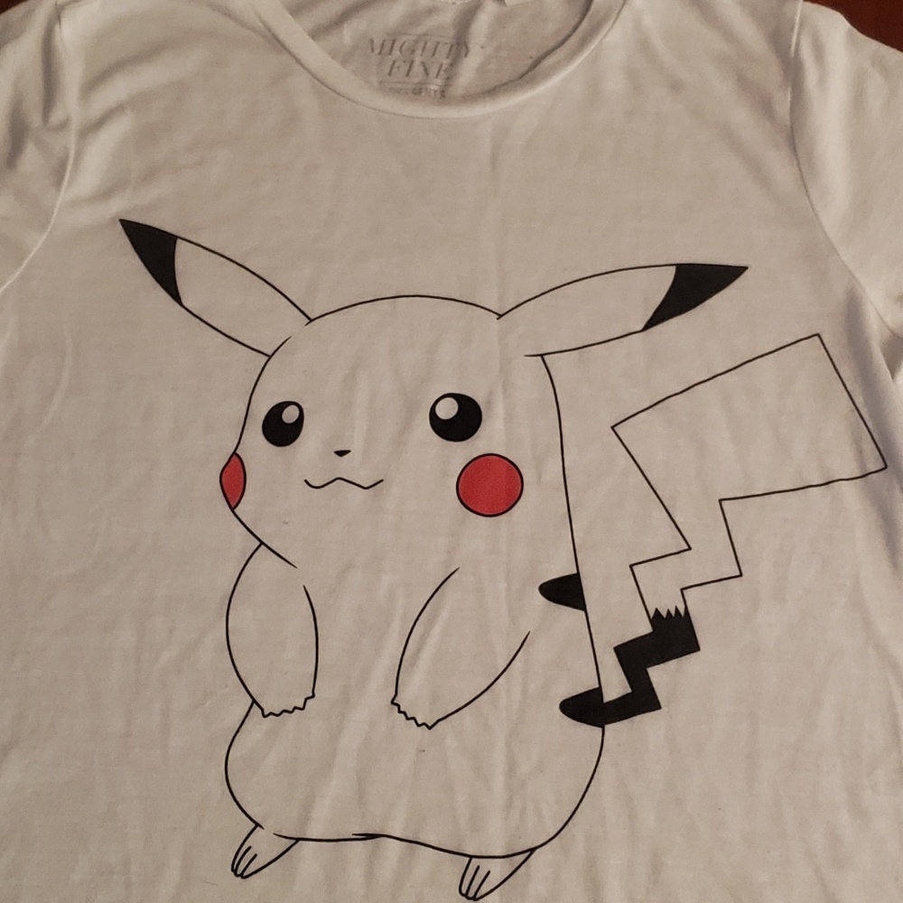 Womans Pokemon Pikachu SS T Shirt Sz XS